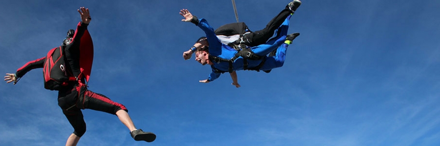 camera flyer capturing skydiving video