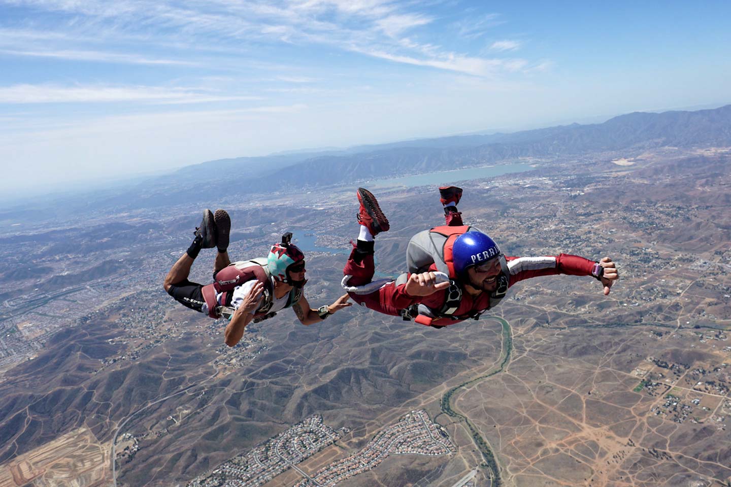 student skydiver solo skydiving