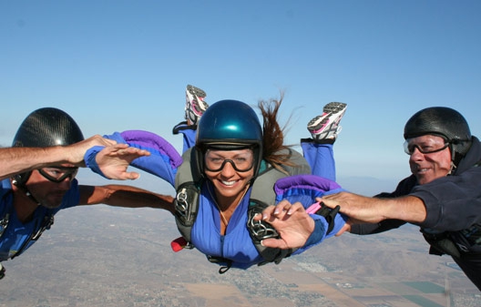 student learning to skydive solo